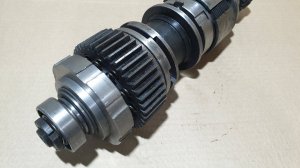 Сборка фрикционного вала фрезерного станка