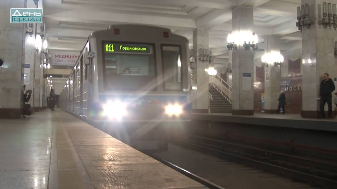 В нижегородском метро сегодня профессиональный праздник – День машиниста смотреть онлайн