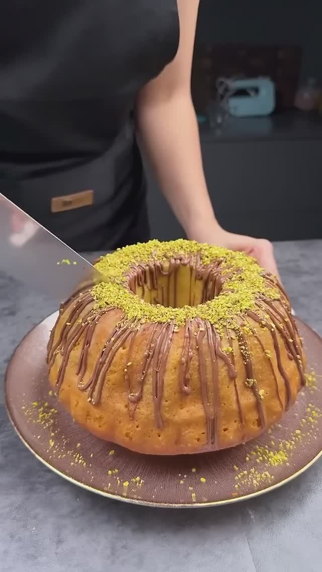 Яркий апельсиновый пирог! Подписывайтесь на канал! Новые Рецепты КАЖДЫЙ ДЕНЬ! #shorts смотреть онлайн