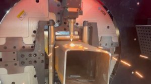 Лазерная резка профильной трубы | MAGMA RTS