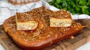 Беру недорогие рыбные консервы и кефир. Пеку такой пирог, когда не хочется возиться с тестом