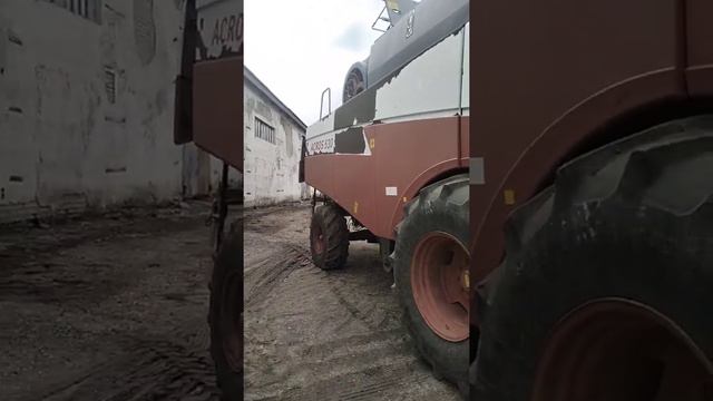 Комбайн Акрос 530 экспресс-обзор от Андрея Абросимова смотреть онлайн