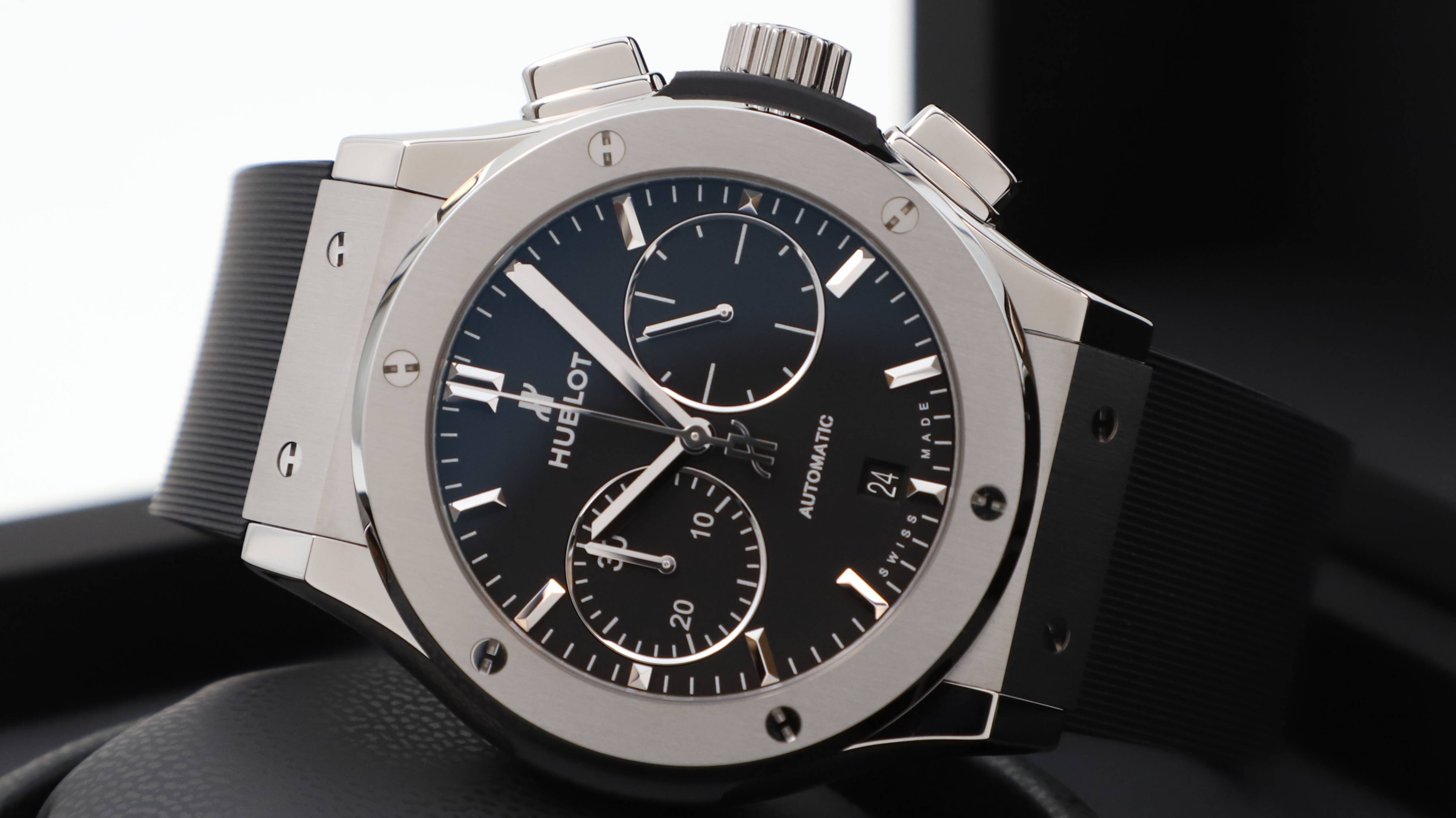 Hublot Classic Fusion Chronograph 45 mm Titanium 521.NX.1171.RX смотреть онлайн