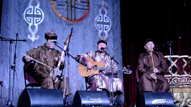 "Кожай биле Торгалыымны" - фольклорный ансамбль "Алаш" смотреть онлайн