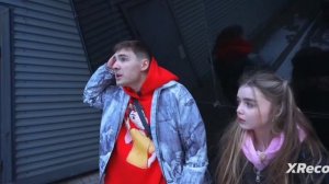 гигантский струнки пожиратель охотиться на струнки!