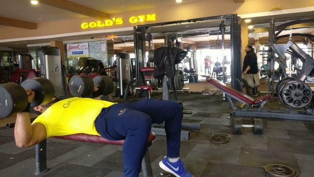 200 pounds dumbbell press смотреть онлайн