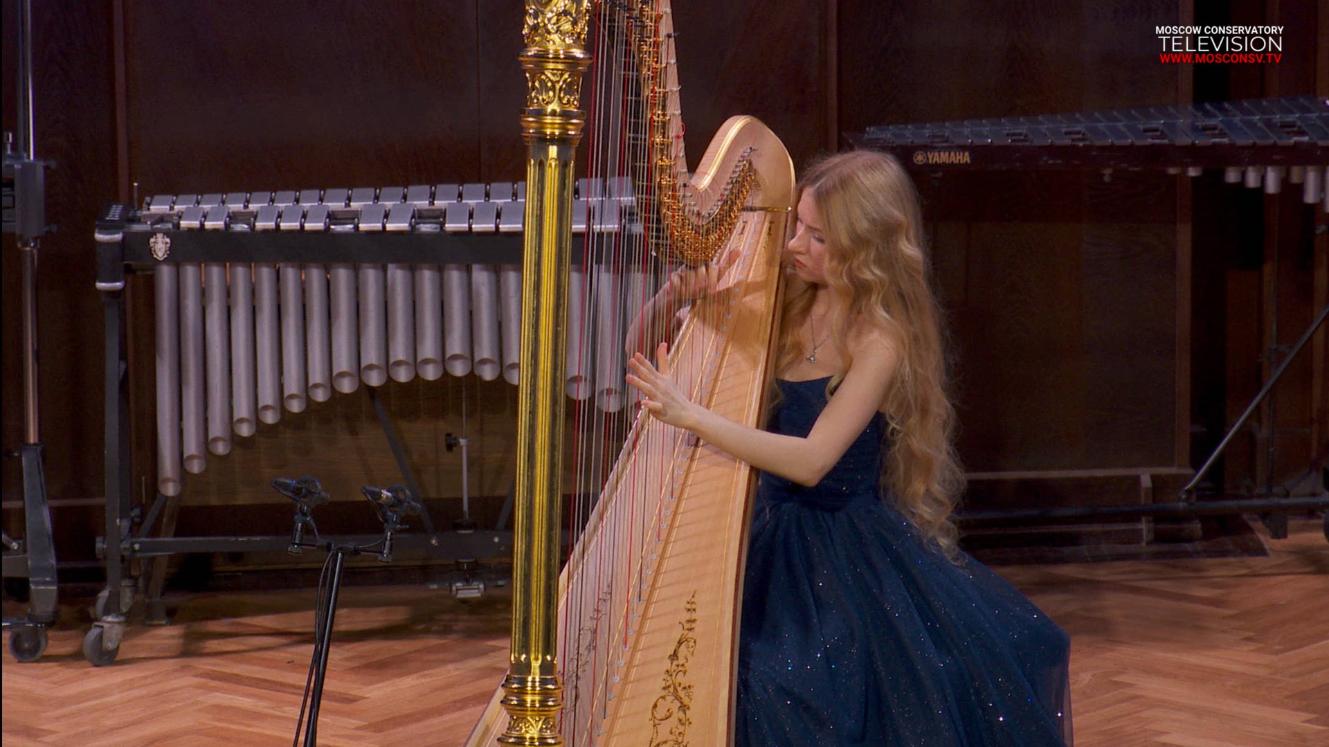 Габриэль Форе. Экспромт для арфы соло смотреть онлайн