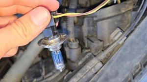 Установка светодиодных ламп вместо галогенных Skoda Octavia a7 | Сравнение 3200к и 6000к