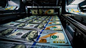 Как доллар стал главной валютой мира?