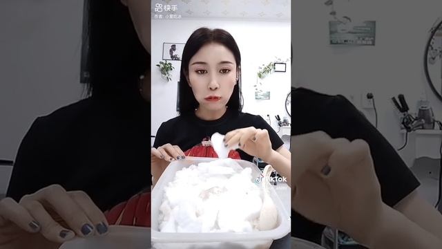 Лёд со снегом вкусно! смотреть онлайн