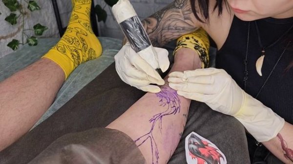 КАК ПРОХОДИТ ТАТУ СЕАНС. Процесс татуировки с объяснениями от создания эскиза до заживления