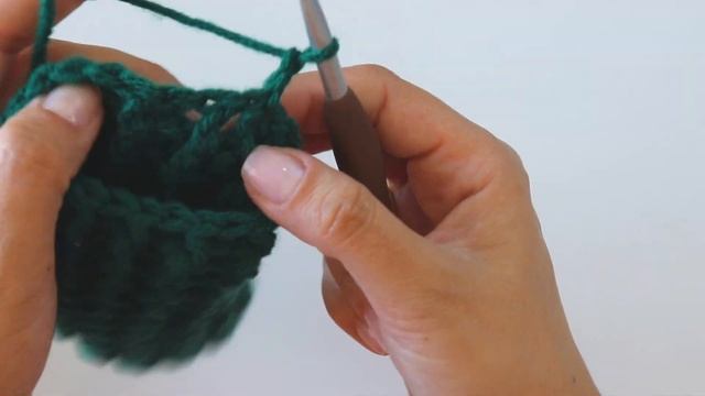 How To Crochet Bigger Size Slippers / Easy Beginner Tutorial смотреть онлайн