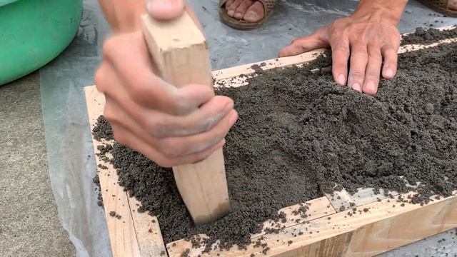 DIY - Cement Ideas Tips / Mass production of cement bricks and how to make brick molds from wood смотреть онлайн