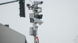 На каком расстоянии камеры замеряют скорость автомобиля: эксперт подробно объяснил