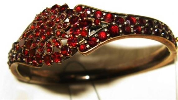 БРАСЛЕТ ГРАНАТОВЫЙ смотреть онлайн