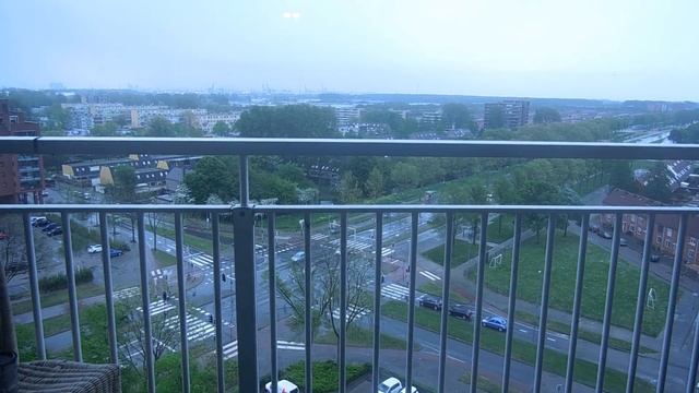 A rain shower today in NL смотреть онлайн