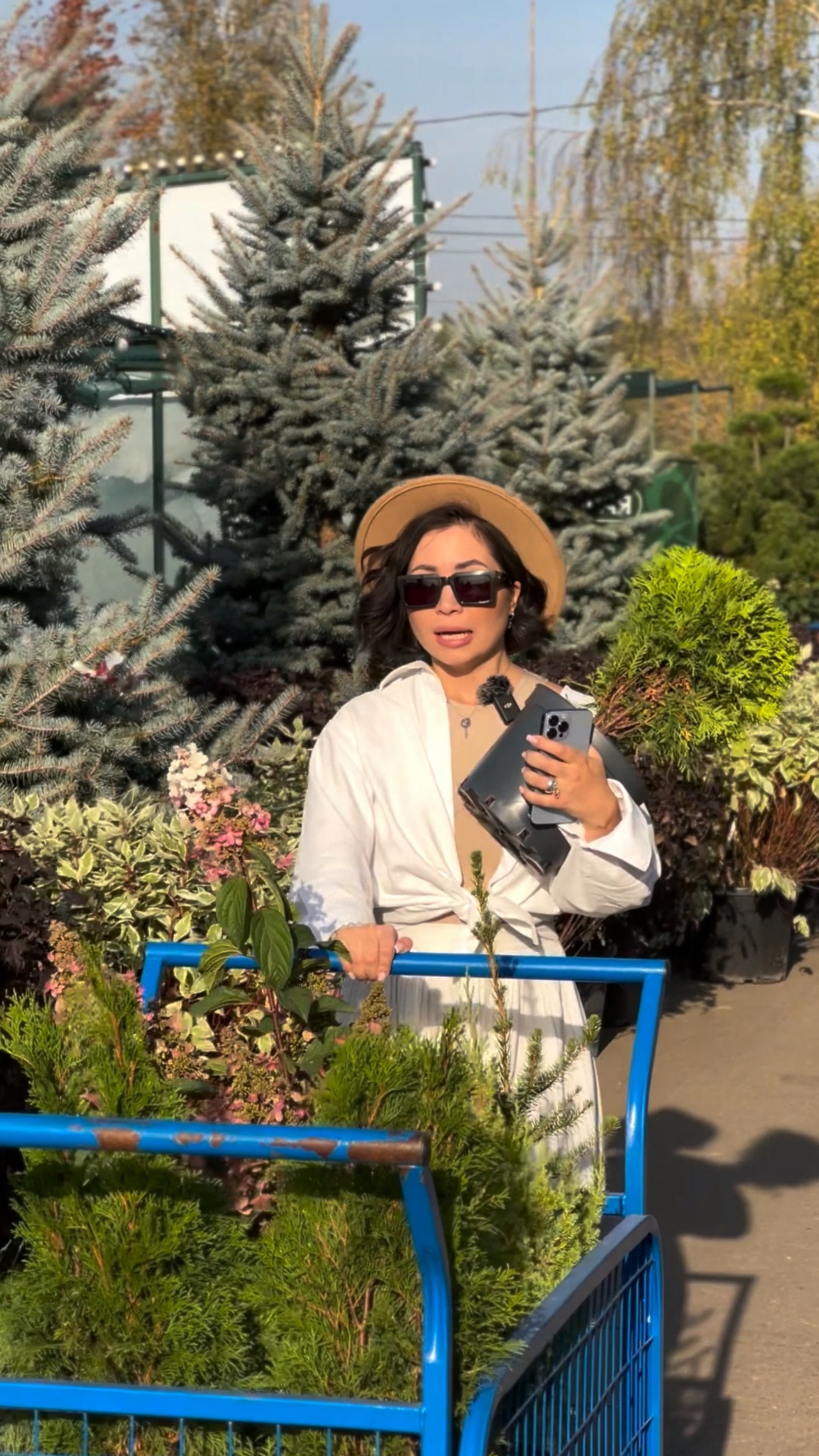 Секрет Роскошного Сада В Этих Кустарниках. Часть 1 смотреть онлайн