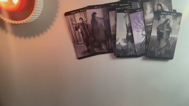 🌺СОБИРАЕТСЯ ЛИ ОН ЧТО-ТО МЕНЯТЬ В ВАШИХ ОТНОШЕНИЯХ❓ смотреть онлайн