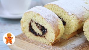 Пышный рулет на сметане за полчаса