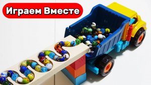Играем в машинки и горки с шариками ! АСМР Видео ! Видео для детей !