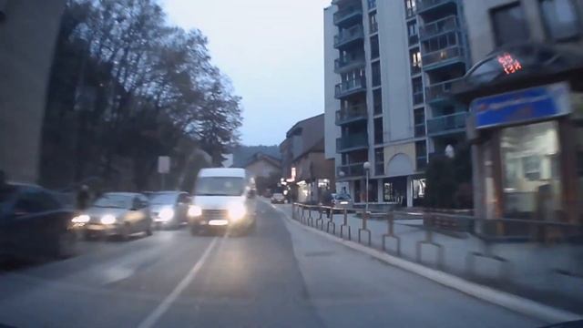 Kombi ulazi u makaze смотреть онлайн