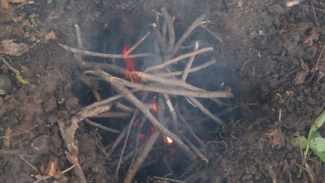 Survival Fishing and Camp Cooking - Military Pilot Survival Fire Starter! смотреть онлайн