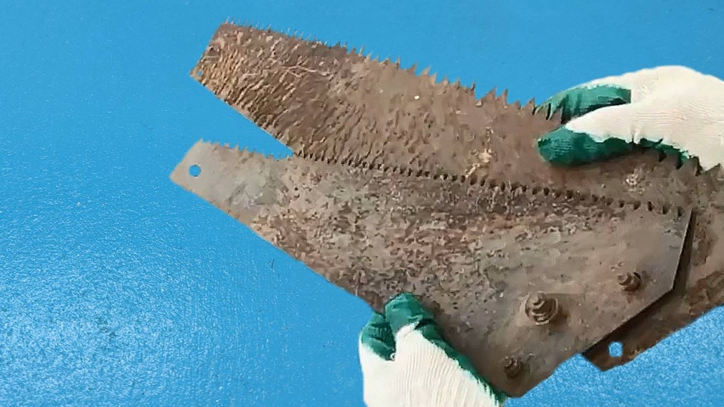 Дачный умелец показал шикарную идею из старой ножовки и авто покрышки! Не задумываясь сделал также смотреть онлайн