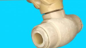 Сантехник показал, как легко восстановить старый полипропиленовый кран