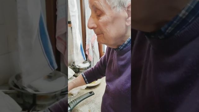 Італійська паста Дзука , готує Сабатіно , йому 91 рік , а так смачно! Макарони , гарбуз. смотреть онлайн