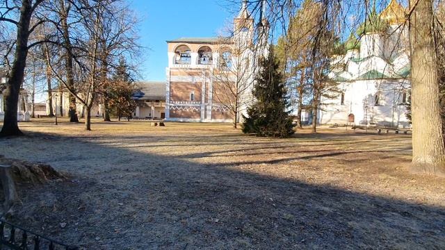 Спасо-Евфимиев действующий монастырь и музей. Суздаль. Основан в 1352 году. смотреть онлайн