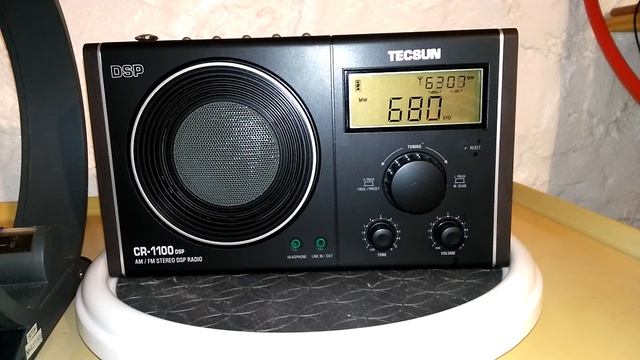 Tecsun CR-1100 DSP AM/FM Stereo Radio - AM/MW DX of WRKO @ 680 kHz from Boston, Massachusetts смотреть онлайн