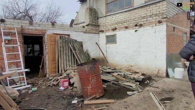 КУПИЛИ ДОМ НА ЮГЕ ПОЛНЫЙ РАЗГРОМ САРАЙ РУХНУЛ САМ РАБОТА КИПИТ смотреть онлайн