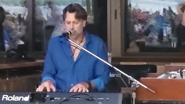 The Jimmys at the East Side Club смотреть онлайн