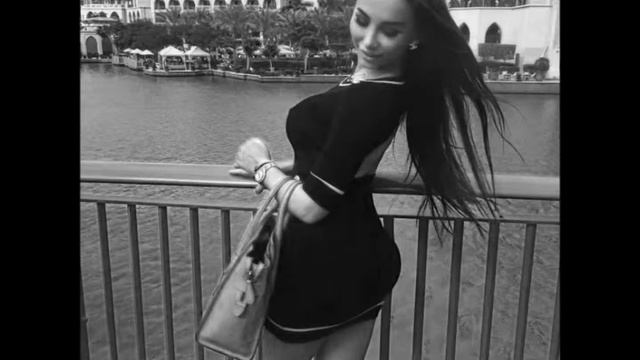 Девушка в черном смотреть онлайн