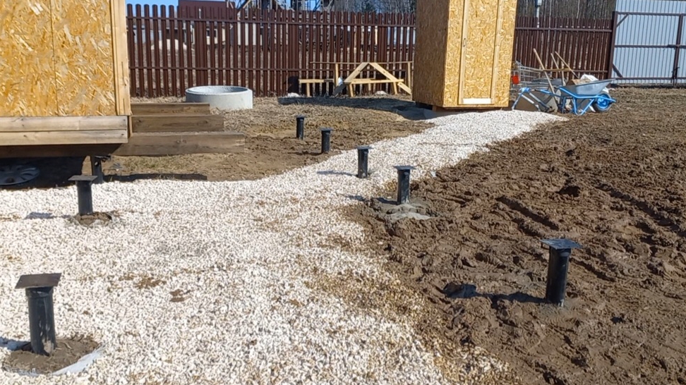 День в Деревне, Освобождаю Комнату, Дела Огородные . смотреть онлайн