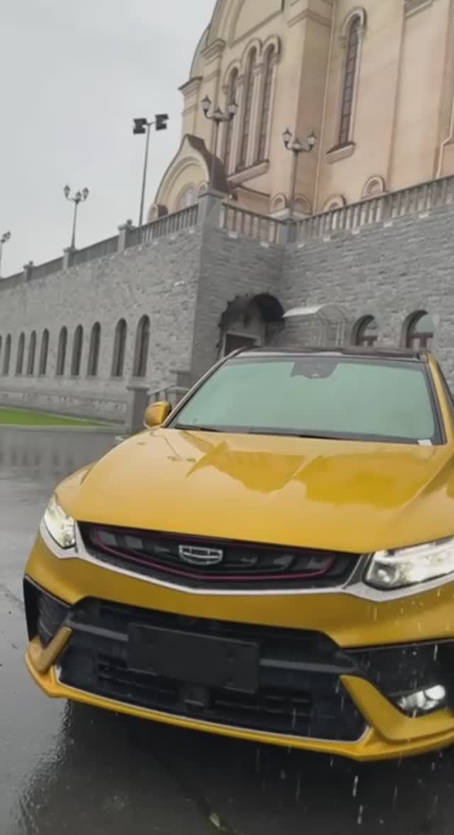 Geely Tugella смотреть онлайн