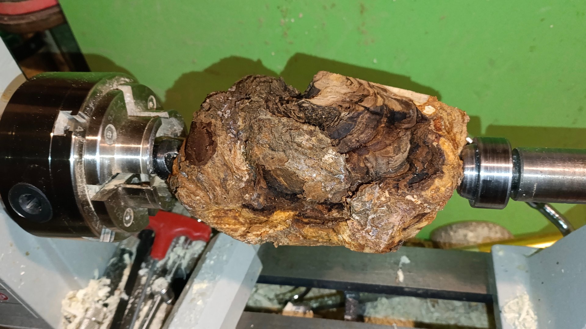 проект в будущее, дверная ручка из свилеватого сувеля берёзовый витиеватый нарост заливать бакситкою смотреть онлайн