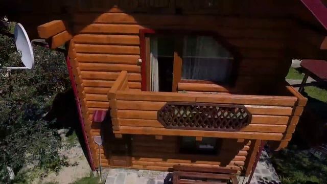 Відпочинок в Карпатах - Яремче - Гуцулочка GVM - аерозйомка влітку смотреть онлайн
