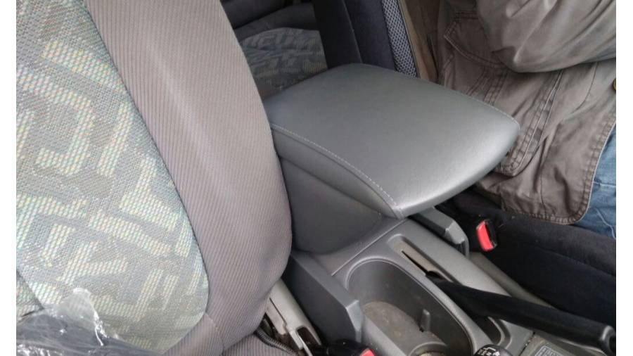 Подлокотник Suzuki Grand Vitara 2 Suzuki Escudo 2 Chevrolet Tracker 2 смотреть онлайн