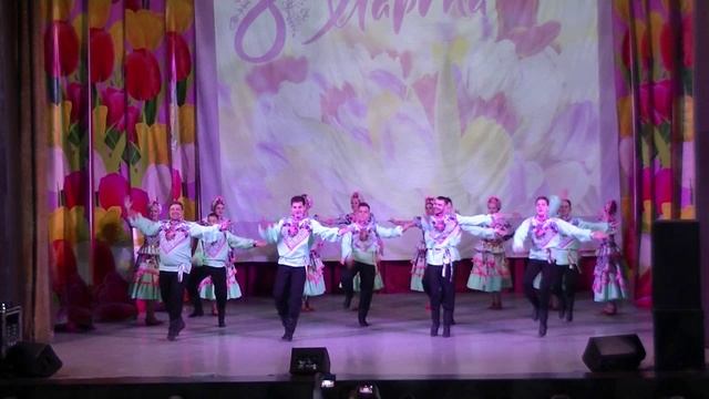 Народный танцевальный коллектив "Красивомечье" - "Барыня" смотреть онлайн
