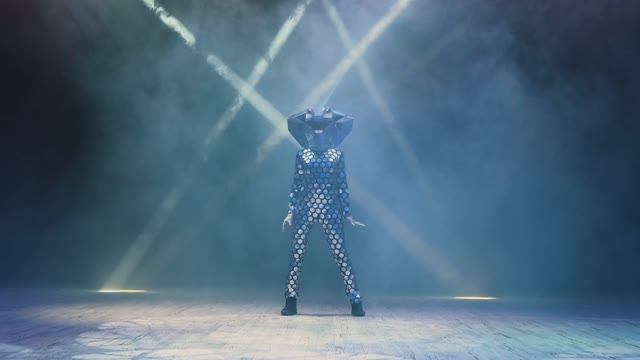 Zerkalo Show Promo 2024 смотреть онлайн