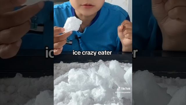 Вкусный белый снег, белый лёд! смотреть онлайн