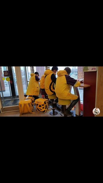 Закрытая тусовка для своих #рекомендации #доставка #fyp #memes смотреть онлайн