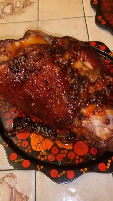 Ленивый ужин, рулька запеченная в духовке.