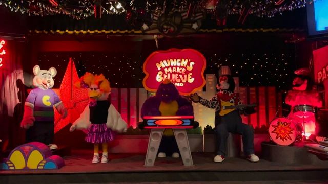 Chuck E. Cheese - Show 1 - DJ Munch Mashup смотреть онлайн