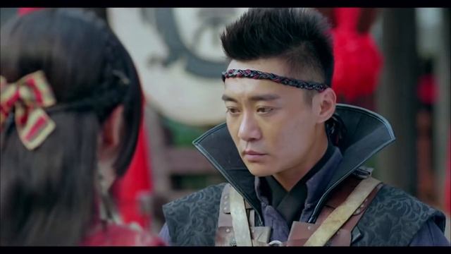 【抗日電影】美女追捕逃跑新郎慘遭黑衣人偷襲，結果被黑衣人打暈丟進河裡！！！ 抗日丨KungFu смотреть онлайн