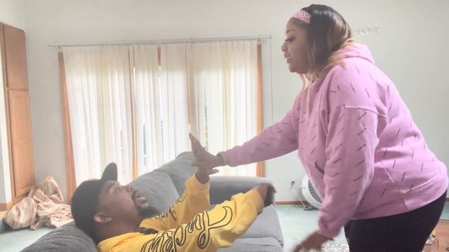 HOT GIRLS IN MY CAMERA ROLL PRANK ON GIRLFRIEND #prankongirlfriend #girlfriend #girls смотреть онлайн