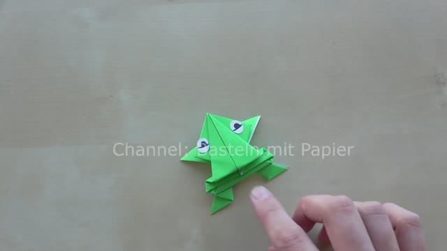Лягушка оригами из бумаги! Поделки своими руками! смотреть онлайн