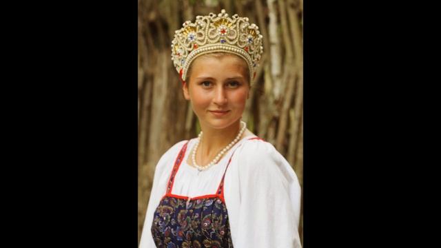 Зорька алая #slavic #veil #modesty смотреть онлайн