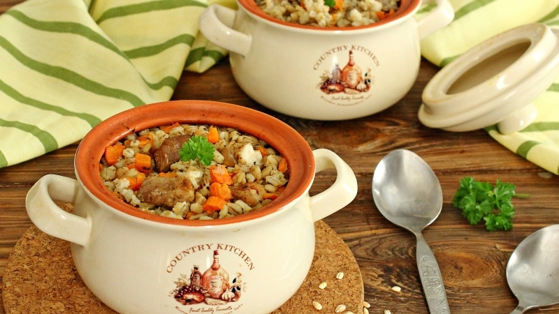 ВКУСНЕЙШАЯ ПЕРЛОВКА С ТЕЛЯТИНОЙ В ГОРШОЧКЕ смотреть онлайн